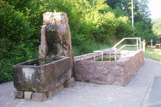 Facility for hydropathic treatment using spring water